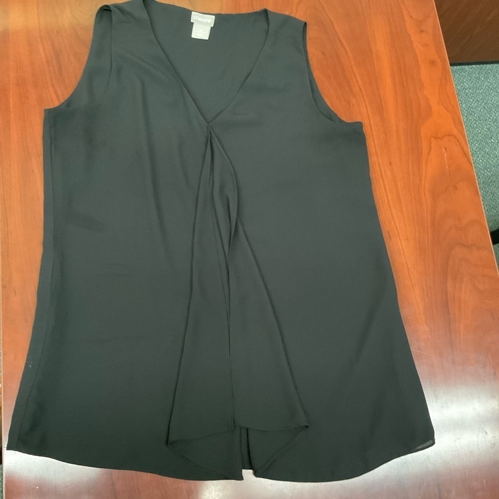 Chico’s V-neck Tank Pleated Front Black V-Neck Lined Flowy Size 6-8 (Chico’s 0) - Picture 8 of 10